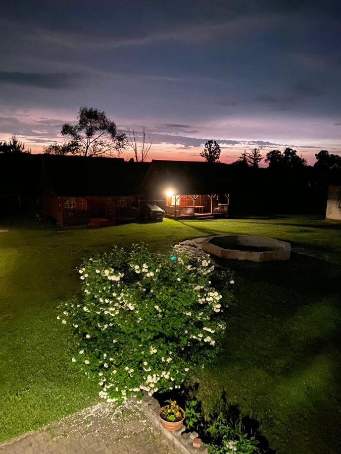 Pod Bocianim Gniazdem Villa Stary Folwark Exteriör bild